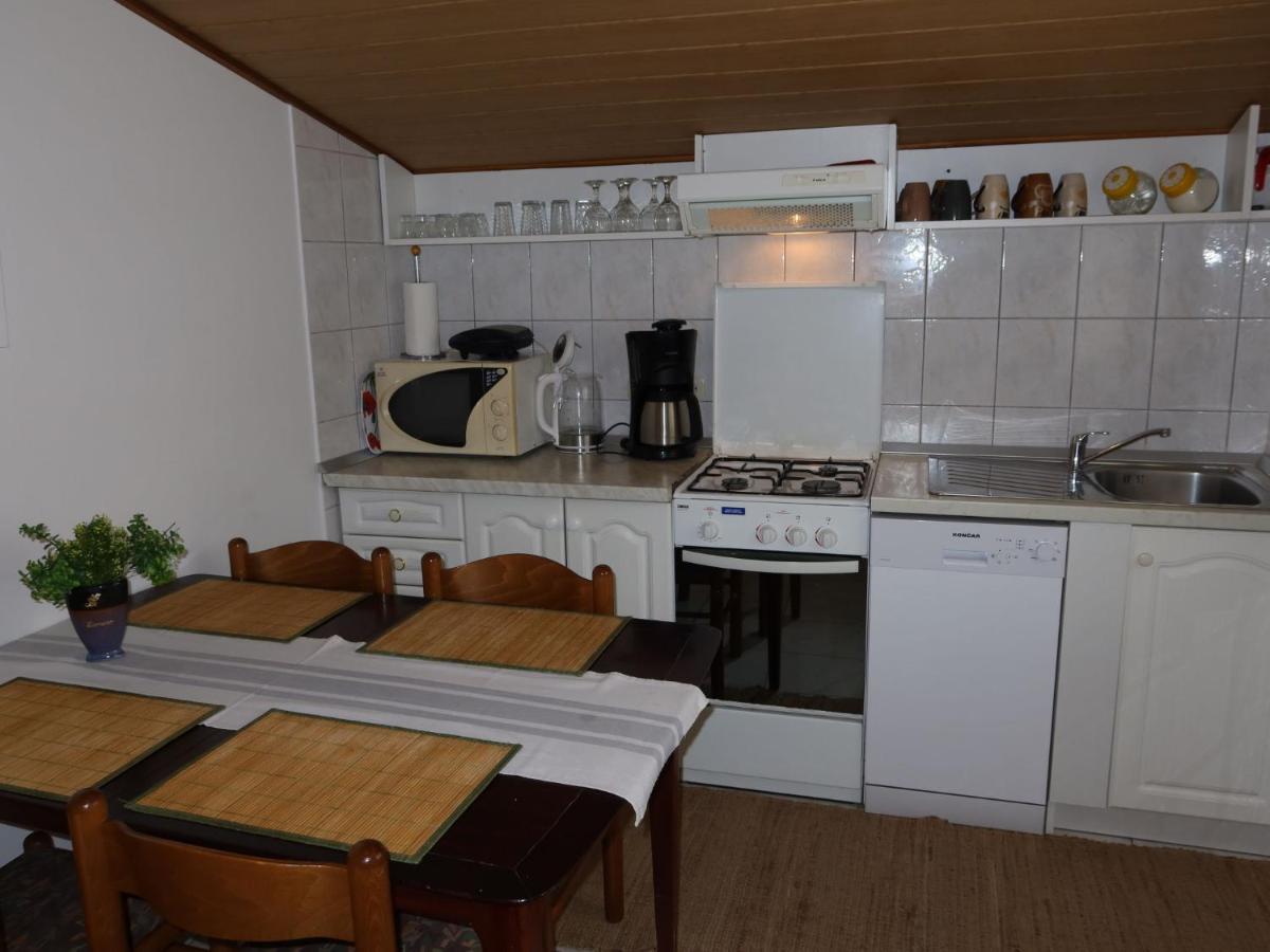 Apartment Mira-2 By Interhome Vir Kültér fotó