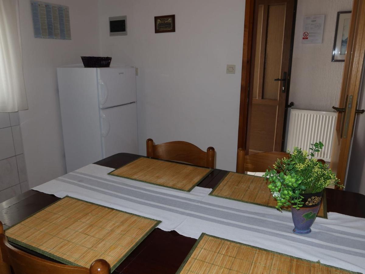 Apartment Mira-2 By Interhome Vir Kültér fotó